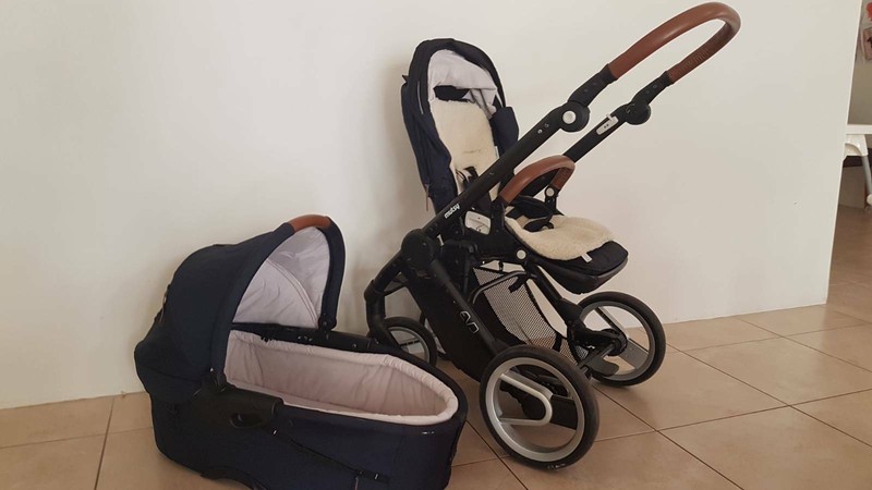 prams with bassinet australia